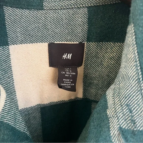 H&M Teal Green and Cream Plaid Felted Flannel Overshirt. Size Large. - Picture 3 of 6